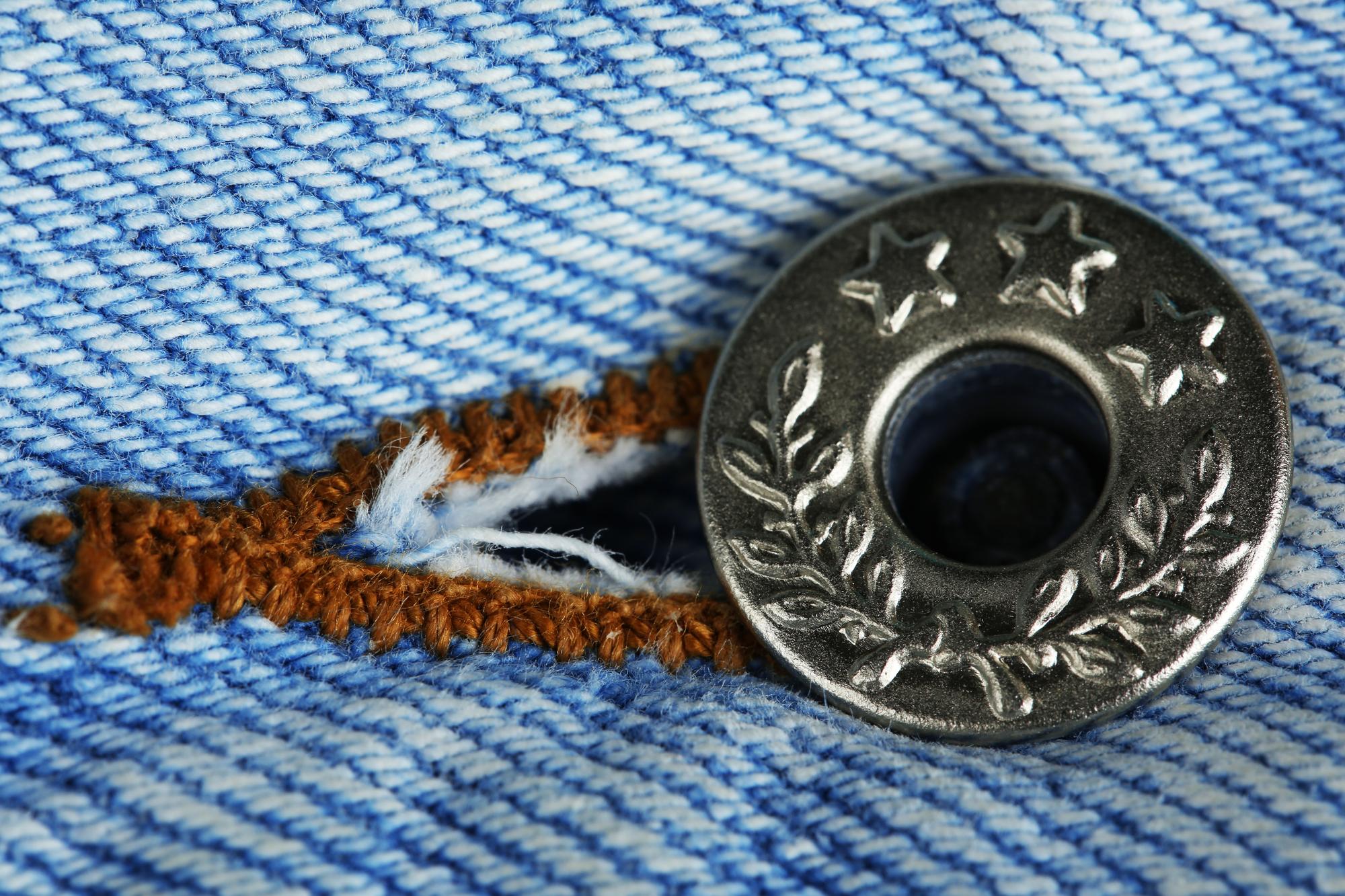 Finished embroidered garment cuff